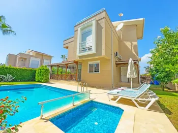 Detached villa in Kadriye Belek with private pool